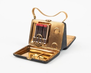 BURLINGTON vintage vanity case by L.S. MAYER, circa 1937, 10cm wide