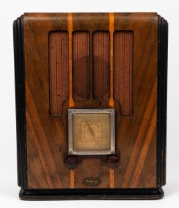HOTPOINT "BANDMASTER" vintage mantle radio in walnut case, 36cm high