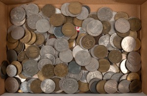 A small pre-Euro accumulation; looks mainly 1920s-80s. Total: approx. 1.1kg.