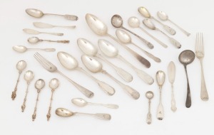 Assorted antique and vintage sterling silver flat ware including an attractive Irish silver tablespoon, five assorted apostle spoons, pate knives, parfait spoons, forks etc., 18th, 19th and 20th century, 606 grams total
