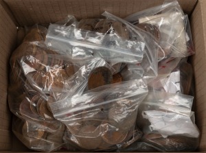 An accumulation of halfpennies and pennies. Approx. 4.5kg.