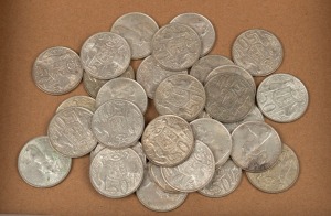 ELIZABETH II, fifty cents, 1966, VF - EF. (33).