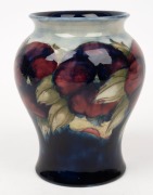 MOORCROFT "Pansy" English pottery vase on two tone blue ground, impressed "Moorcroft, Burslem", 17cm high - 2