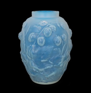 A French Art Deco opalescent glass vase, circa 1930, ​​​​​​​17cm high
