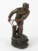 A pair of antique French fisherman statues, cold-painted spelter, late 19th century, 21cm high - 2