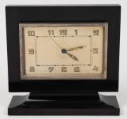 A vintage bakelite cased table clock with spring driven movement, circa 1930, 19cm high, 20cm wide - 2