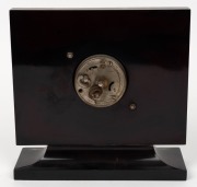 A vintage bakelite cased table clock with spring driven movement, circa 1930, 19cm high, 20cm wide - 3