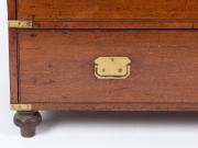 An antique English mahogany campaign chest of five graduated drawers&nbsp;with original brass capped corners and flush drawer handles, circa 1845, 110cm high, 98cm wide, 45cm deep - 4