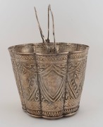 An antique Chinese export silver champagne ice bucket, 19th/20th century, 28cm high, 460 grams ​​​​​​​ - 2