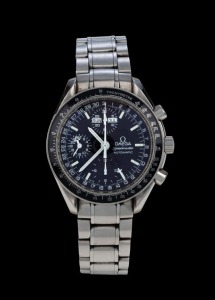 OMEGA "SPEEDMASTER" automatic chronograph wristwatch in stainless steel case with black dial, day/date window, baton numerals and black tachymeter, with black leather Omega case with papers and swing tag and additional links, 4.2cm wide including crown
