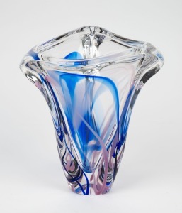 MAASTRICHT Dutch blue and pink art glass vase by&nbsp;Max Verboeket, engraved "Maastricht, Max Verboeket", 26cm high