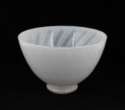 NAILSEA style glass bowl, 20th century, 19cm high