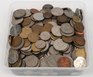 All World accumulation in a small tub, (100s). 3.1kg.