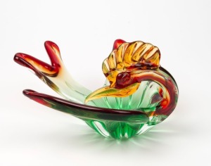 J.I. CO.&nbsp;(JORDAN IMPORT COMPANY) green and red Murano glass bird bowl, ​​​​​​​13cm high, 20cm wide