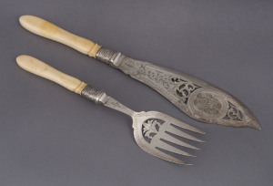 A pair of antique fish servers, silver plate with carved ivory handles, 19th century, Ђ&lsaquo;the knife 32cm long