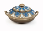 WEDGWOOD antique English smearglaze&nbsp;tri-colour Drabware&nbsp;pottery two handled covered&nbsp;sucrier, circa 1830, impressed "WEDGWOOD", 6.5cm high, 12.5cm wide