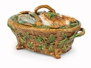 Antique English majolica game tureen decorated with hare and ducks, 19th century, 15cm high, 34cm wide - 2