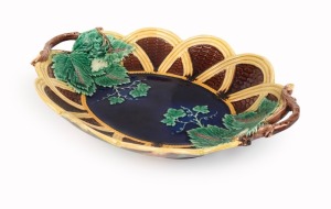 WEDGWOOD antique English majolica oval serving platter with branch handles, 19th century, impressed "WEDGWOOD" and bearing "Richard Dennis, Wedgwood Exhibition, 1982" label, 30cm wide