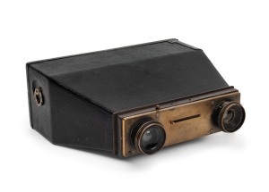 CARPENTIER: 'Photo Jumelle' 6.5 x 9cm plate binocular-styled camera, c. 1890s.