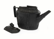 UNKNOWN MAKER antique English black basalt pottery teapot with unusual sliding lid, early 19th century, 15cm high, 24cm wide - 2