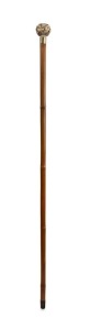 An antique walking stick with Japanese carved ivory handle, 18ct yellow gold collar, bamboo shaft and iron ferrule, 19th century, ​​​​​​​90cm high