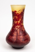 GALL&Eacute;&nbsp;French cameo glass vase with landscape scene, early 20th century, signed "Gall&eacute;" in design, 26cm high - 2