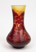 GALL&Eacute;&nbsp;French cameo glass vase with landscape scene, early 20th century, signed "Gall&eacute;" in design, 26cm high - 4