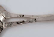 Twenty assorted antique sterling silver teaspoons, mostly 18th century, ​​​​​​​the largest 11.5cm long, 212 grams total - 4
