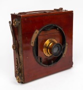 HOUGHTON:&nbsp;4&frac34; x 6&frac12;" plate triple-extension field camera, c. 1900s, with Thornton-Pickard Beck Symmetrical lens.
