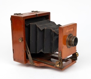 LANCASTER: 'Merveilleux' 10.5 x 10.5cm plate field camera with brass lens and tripod adapter element, c. 1880s.