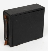 CANADIAN CAMERA CO.: 'Gem Clenco.I' 4 x 5" plate field camera, c. 1932. - 4