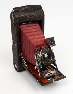 KODAK: No. 3A Folding Pocket Kodak Model B-4 122 film camera, c. 1903, with Bausch & Lomb Rapid Rectilinear lens and beautifully preserved red bellows.