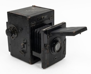 THORNTON-PICKARD: 'Junior Special Ruby Reflex' 85 x 60mm plate SLR camera, c. 1926, with Taylor, Taylor & Hobson Cooke Anastigmat 5" f4.5 lens [#90876].