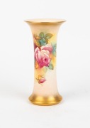 ROYAL WORCESTER English porcelain vase with hand-painted rose decoration, signed "M. HUNT", circa 1950, black factory mark to base, 15cm high - 2