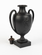 WEDGWOOD & BENTLEY antique English black basalt pottery urn (with later lid), circa 1775, stamped "WEDGWOOD & BENTLEY, ETRURIA", 17.5cm high excluding lid - 3