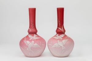 A pair of antique English ruby stain finished glass vases with hand-painted enamel bird decoration, most likely Stevens & Williams, 19th century, 23cm high