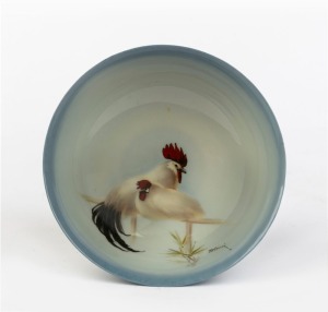 ROYAL DOULTON "TITANIAN" English porcelain bowl adorned with cockerel and hen, signed "F. HENRI", circa 1920, black factory mark to base, 5cm high, 14cm diameter