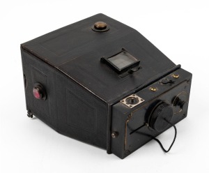 RANCOULE: 'Quo Vadis' 9 x 12cm binocular-style plate camera, c. 1900s.