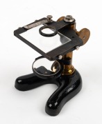 LEITZ: Brass and steel microscope, 18cm at highest setting,&nbsp;in timber box with two eyepiece elements and box of micro circles. - 3