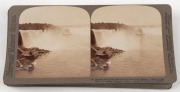 UNDERWOOD & UNDERWOOD: Complete set of eighteen 'Niagara through the Stereoscope' stereo cards in maker's cloth-covered box with accompanying booklet, c. 1905. (18 cards) - 2