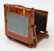 HOUGHTON: 'Ensign Victo' 4&frac34; x 6&frac12;" plate&nbsp;field camera, c. 1900, with W. Kenngott Paris Rectilinear lens. - 3