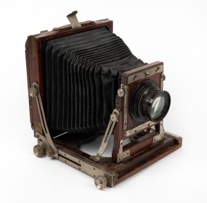 4¾ x 6½" plate field camera with Wollensak Velostigmat Series II 8¼" f4.5 lens [#94583].