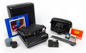 VARIOUS MANUFACTURERS: Twenty items - one c. 1997 Polaroid Spectra System SE instant film camera in maker's case with instruction booklet, together with one black leather Minolta camera case, one Acmel MDX flash unit, one OMO Film Cutting Knife in plastic