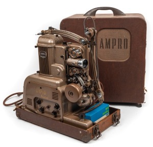 AMPRO: 'Stylist' 16mm projector, c. 1930s, in matching lock-in case with carry handle.