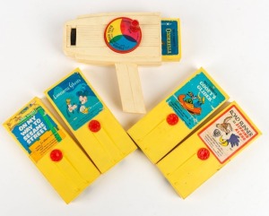 FISHER PRICE: '460 Movie Viewer' plastic toy, c. 1970s, with five popular children's animation cartridges. (6 items)