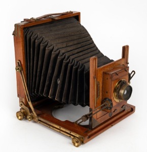 ROYAL: 4¾ x 6½" field camera, c. 1890s, with Wray London 5" W. A. R. lens [#12273] and roller-blind shutter.