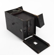 GRIFFITHS: 3⅙ x 4" plate box camera, c. 1895, with guillotine shutter and leather covering. - 2