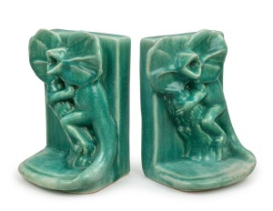 MELROSE WARE rare pair of green glazed pottery frill neck lizard bookends, stamped "Melrose Ware, Australian", 15cm high