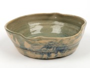 MERRIC BOYD pottery bowl with sgraffito landscape decoration, incised "Merric Boyd, 1944", ​​​​​​​6cm high, 19cm wide - 2