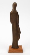 LEOPOLDINE MIMOVICH&nbsp;cast bronze Madonna and child statue, 20th century, ​​​​​​​28cm high including stand - 2